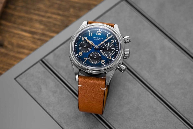 Đồng hồ Chronograph được t&iacute;ch hợp th&ecirc;m chức năng ghi giờ
