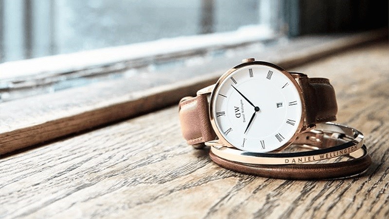 DW hướng tới phong c&aacute;ch thanh lịch, tối giản 