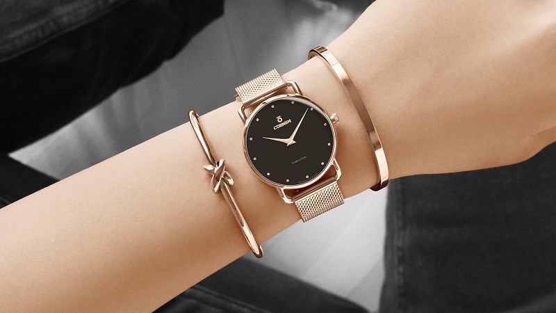 Sử dụng vừa đủ số lượng v&ograve;ng tay để kh&ocirc;ng rối mắt