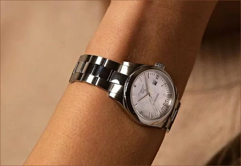 Đồng hồ Mathey Tissot Mathey đều được lắp r&aacute;p thủ c&ocirc;ng tại Chisasso - Thụy Sỹ qua rất nhiều bước kiểm tra nghi&ecirc;m ngặt
