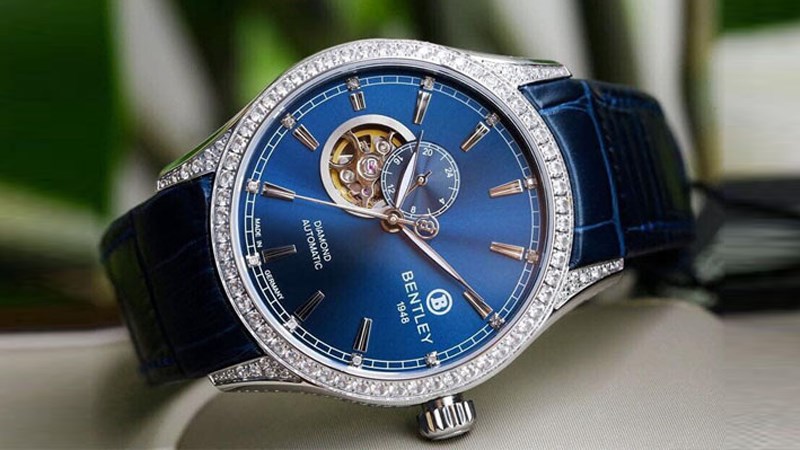 Kiểu d&aacute;ng thời thượng, m&agrave;u sắc nổi bật, t&ocirc;n l&ecirc;n gu thẩm mỹ tinh tế của bạn