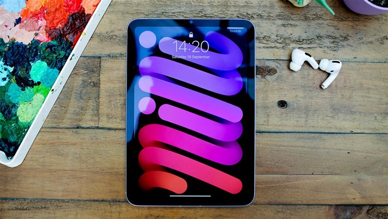 iPad mini c&oacute; thiết kế nhỏ gọn, đem lại nhiều tiện &iacute;ch cho người d&ugrave;ng