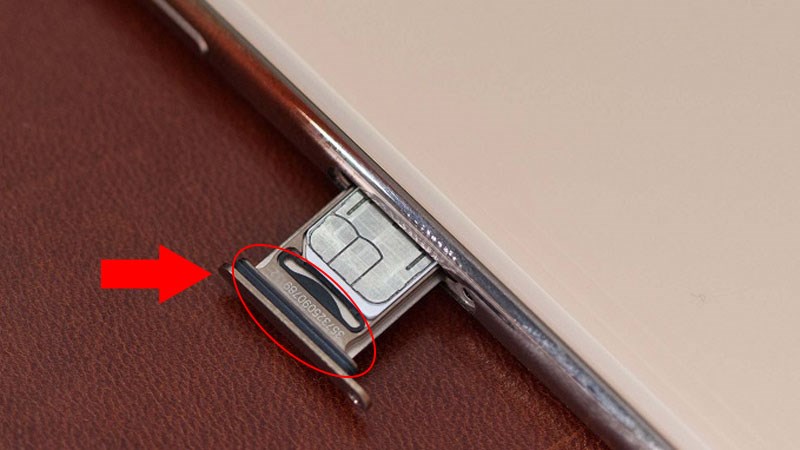 Check m&atilde; IMEI t&igrave;m được với m&atilde; tr&ecirc;n khe sim 