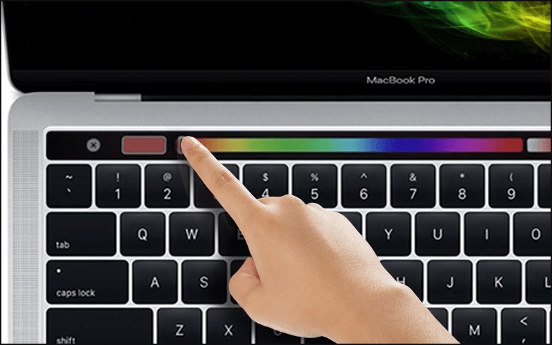 Touch Bar ngắn hơn một chút so với phím cánh bướm Touch Bar ngắn hơn một chút so với phím cánh bướm