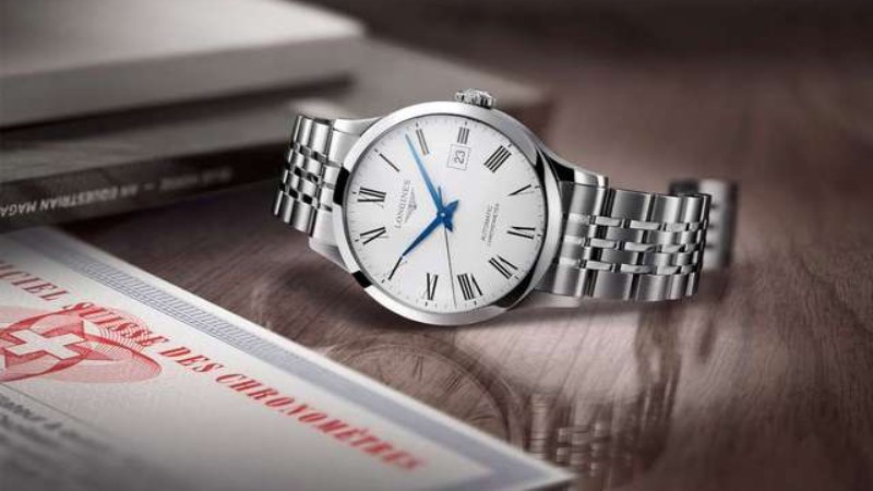Đồng hồ m&aacute;y Chronometer chứng nhận COSC c&oacute; sai số rất nhỏ 