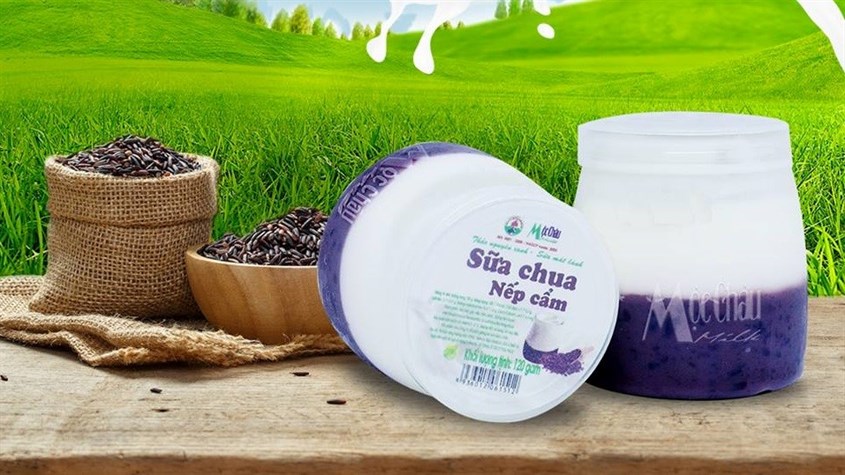 Sữa chua nếp cẩm Mộc Châu