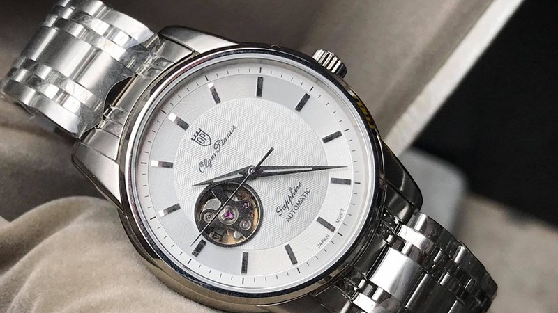 Kh&aacute; phức tạp khi x&aacute;c định tuổi thọ đồng hồ cơ