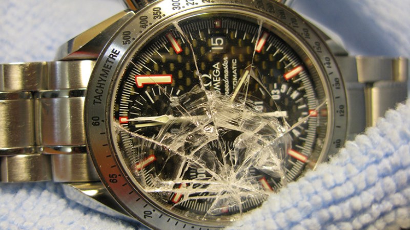 Va đập mạnh ảnh hưởng lớn đến độ bền của m&aacute;y