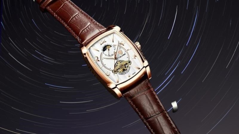 Đồng hồ được l&agrave;m từ những chất liệu ổn &aacute;p so với tầm gi&aacute; 