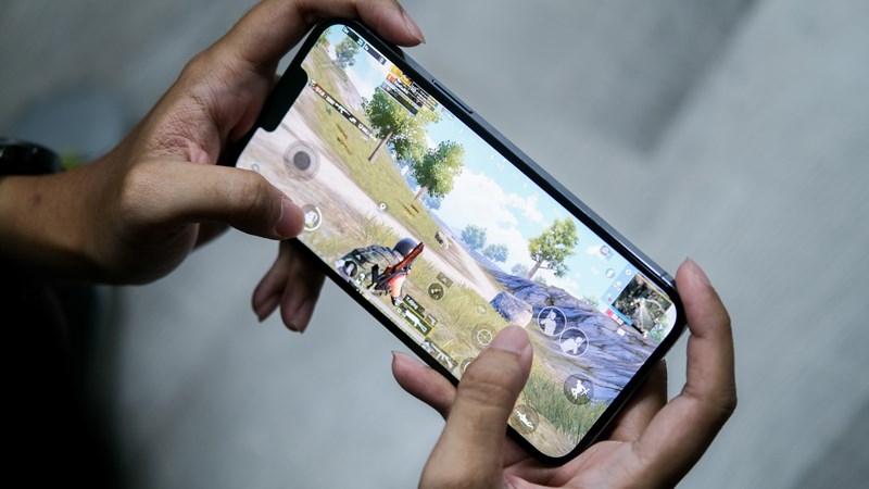 Điện thoại dùng Apple A15 chơi các tựa game phổ biến mượt mà Điện thoại dùng Apple A15 chơi các tựa game phổ biến mượt mà