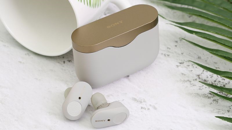 T&iacute;nh năng chống ồn chủ động h&agrave;ng đầu gi&uacute;p giảm đ&aacute;ng kể tiếng ồn xung quanh, cho ph&eacute;p bạn đắm ch&igrave;m trong &acirc;m nhạc.
