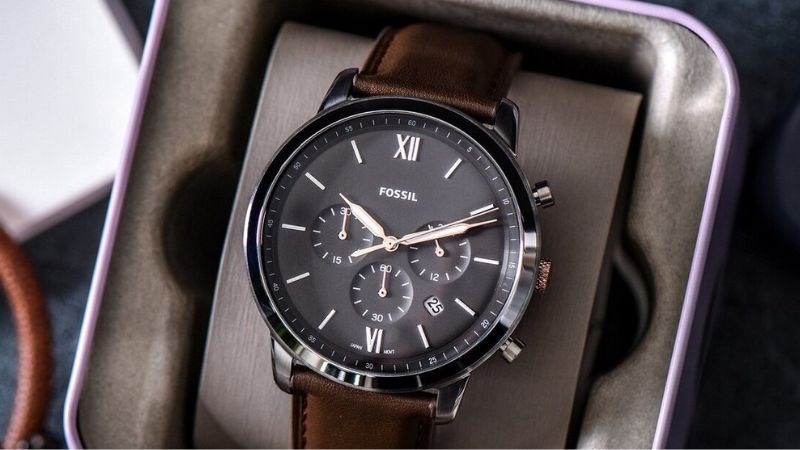 Đồng hồ Fossil với thiết kế đậm n&eacute;t Mỹ c&ugrave;ng bộ m&aacute;y bền của Nhật