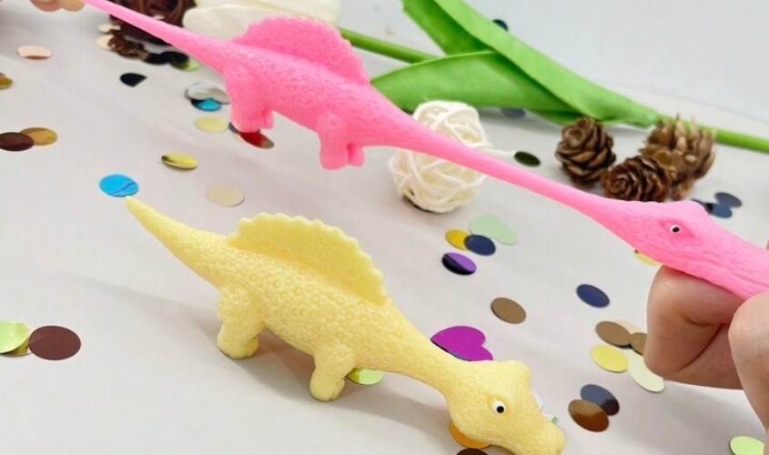 Đồ chơi đàn hồi sẽ kích thích thị giác, xúc giác ở trẻ