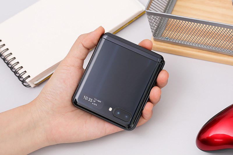 Khả năng chụp đêm của Samsung Z Flip được đánh giá cao Khả năng chụp đêm của Samsung Z Flip được đánh giá cao