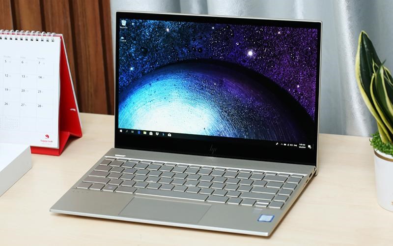 N&ecirc;n kiểm tra m&agrave;n h&igrave;nh với nhiều g&oacute;c nh&igrave;n kh&aacute;c nhau