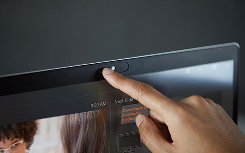 Webcam, loa v&agrave; micro cũng cần được kiểm tra kỹ lưỡng