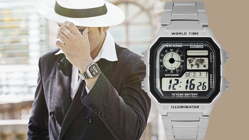 Đồng hồ sở hữu nhiều tiện &iacute;ch