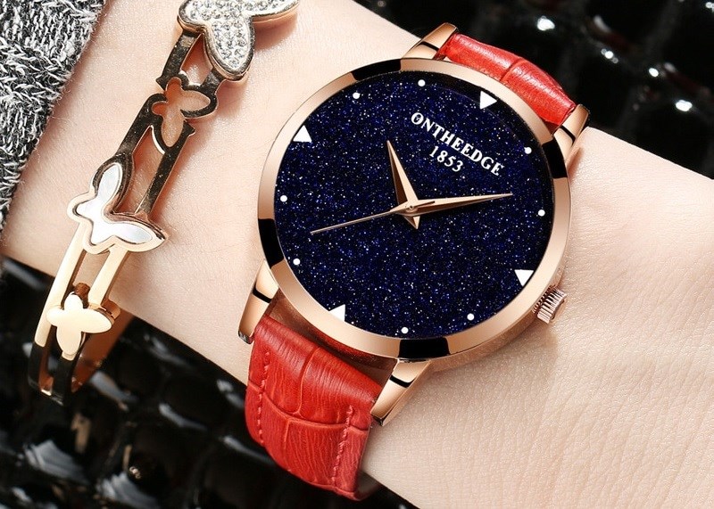 Đồng hồ d&acirc;y da nữ c&oacute; rất nhiều kiểu d&aacute;ng, m&agrave;u sắc thiết kế kh&aacute;c nhau