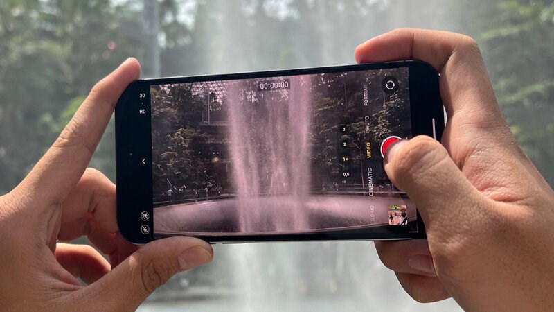 Khả năng quay video tr&ecirc;n iPhone 14 Plus được đ&aacute;nh gi&aacute; kh&aacute; tốt