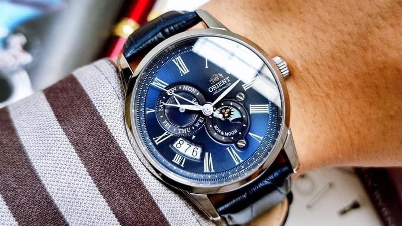 Thiết kế cổ điển nhưng vẫn rất hợp thời trang l&agrave; đặc trưng của Orient