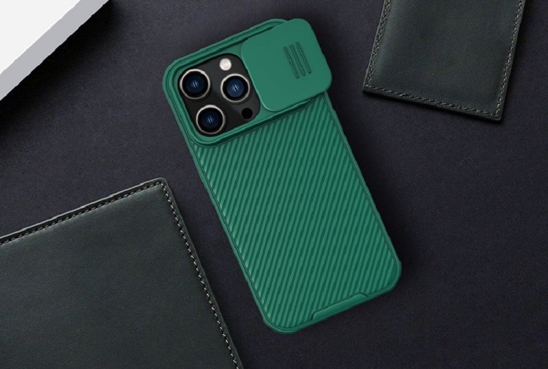 Ốp lưng vừa c&oacute; thể bảo vệ tốt cho camera lẫn mặt sau của iPhone
