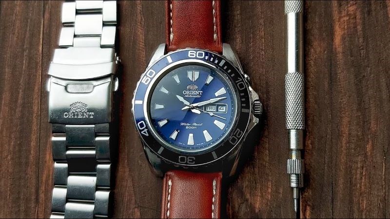 Lắp d&acirc;y đeo mới v&agrave;o đồng hồ