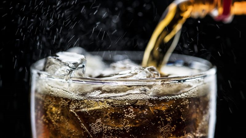 Đồ uống có ga gây chứng bụng, đầy hơi, ợ hơi