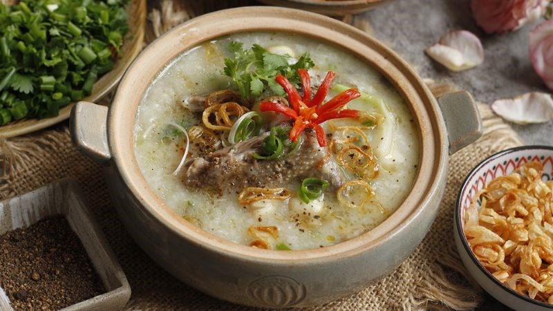 Thức ăn dạng lỏng sẽ dễ tiêu hóa và hấp thu hơn, có lợi cho dạ dày
