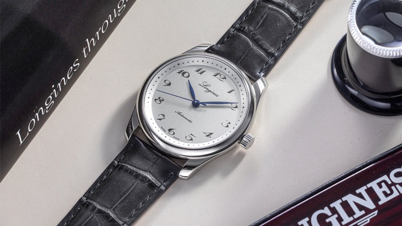 Longines lu&ocirc;n sử dụng những chất liệu c&oacute; độ bền cao