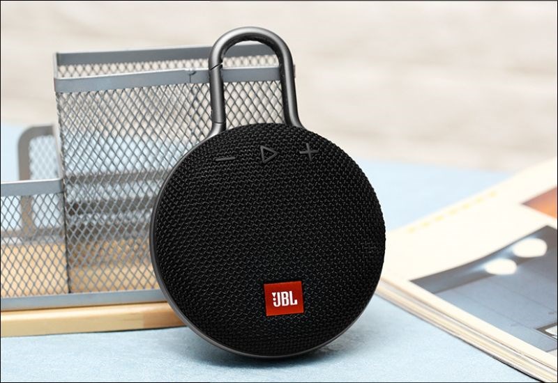 Màng loa 40 mm giúp âm thanh trở nên rõ ràng hơn Màng loa 40 mm giúp âm thanh trở nên rõ ràng hơn