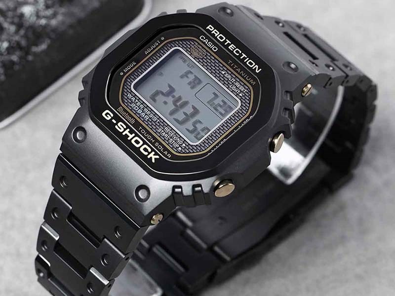 Đồng hồ G-Shock - thiết kế cứng cáp chịu được va đập khi rơi và các điều kiện môi trường khắc nghiệt