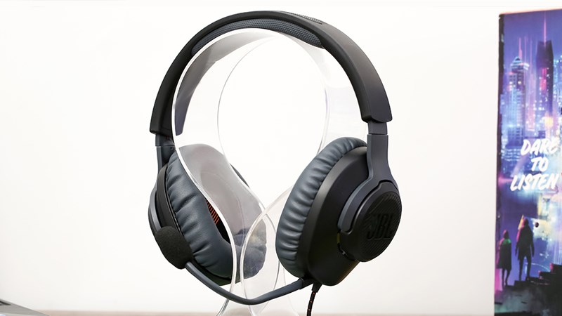 Tai nghe c&oacute; d&agrave;n treo c&oacute; thể k&eacute;o rộng linh hoạt cho bạn đeo vừa kh&iacute;t v&ugrave;ng đầu 