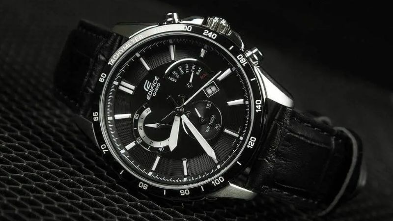 Thiết kế sang trọng, thời thượng, ph&ugrave; hợp mọi lứa tuổi