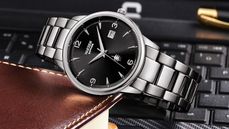 Thiết kế tinh tế, hiện đại, d&agrave;nh ri&ecirc;ng cho c&aacute;c ch&agrave;ng trai nam t&iacute;nh, thanh lịch