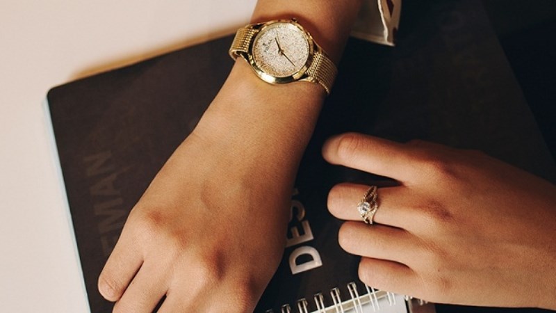 Đồng hồ biểu thị thời gian, t&iacute;nh chất c&ocirc;ng việc v&agrave; phong c&aacute;ch của người sở hữu