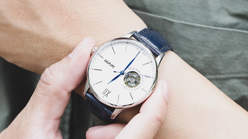 Thiết kế cơ lộ m&aacute;y hiện đại, độc đ&aacute;o, ph&ugrave; hợp cho ch&agrave;ng c&aacute; t&iacute;nh