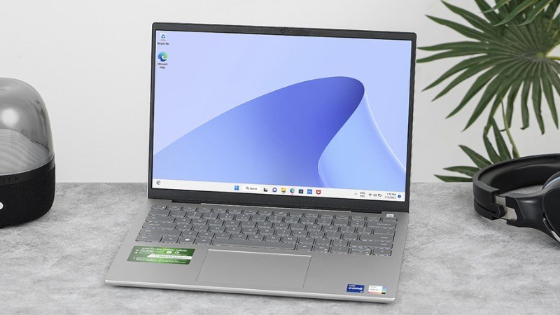 Dell Inspiron 14 5430 i7 1355U (20DY3) xử l&yacute; mọi t&aacute;c vụ mượt m&agrave;