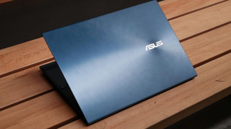 Kiểm tra ngoại h&igrave;nh m&aacute;y