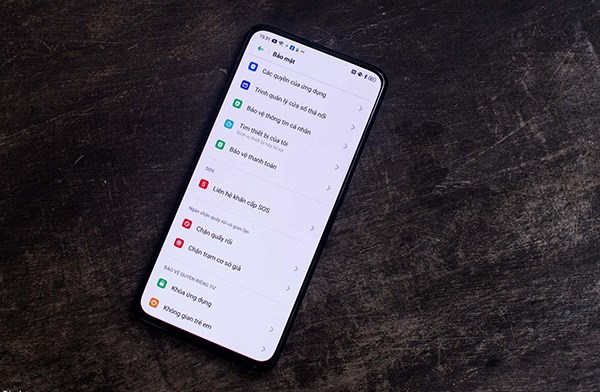 Màn hình tràn viền thực sự Màn hình tràn viền thực sự
