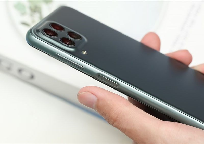 Sử dụng mượt m&agrave; nhờ chipset đến từ Samsung