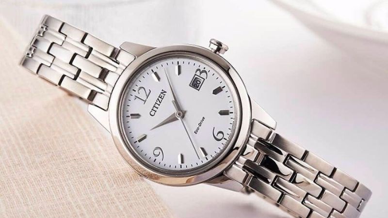 Đồng hồ Citizen với thiết kế đơn giản và thanh lịch Đồng hồ Citizen với thiết kế đơn giản và thanh lịch