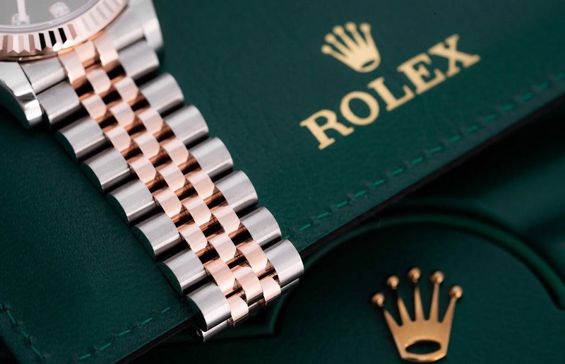 Mẫu d&acirc;y được đưa v&agrave;o trong c&aacute;c thiết kế của Rolex năm 1945