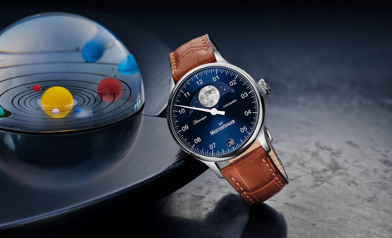 Đồng hồ Moonphase c&oacute; khả năng cho lịch trăng ch&iacute;nh x&aacute;c