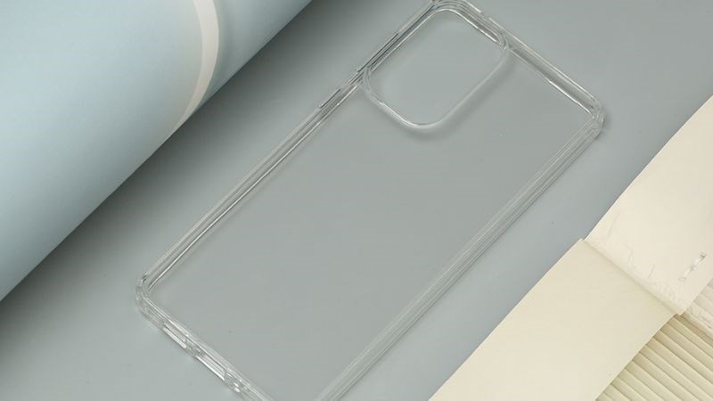 Ốp lưng trong suốt, l&agrave;m bật l&ecirc;n vẻ đẹp vốn c&oacute; của điện thoại
