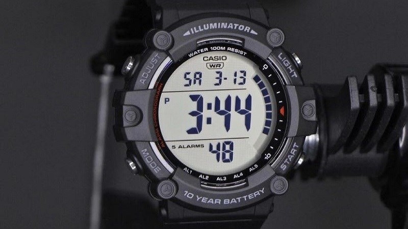 Chỉnh giờ kim tr&ecirc;n đồng hồ Casio Illuminator