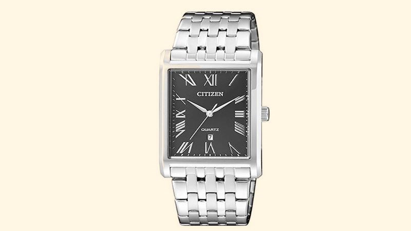 Đồng hồ được chế tác tinh xảo, sang trọng, đẳng cấp. Đồng hồ được chế tác tinh xảo, sang trọng, đẳng cấp.