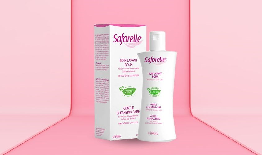 Dung dịch vệ sinh phụ nữ Saforelle Gentle Cleansing Care hương dịu nhẹ 100 ml