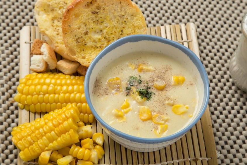 Can pregnant women eat corn? Suggest delicious corn dishes for pregnant