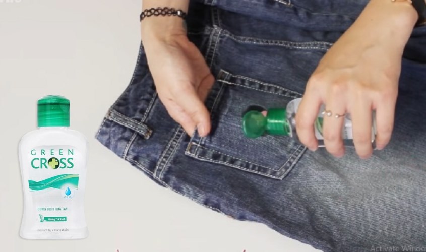 Nước rửa tay khô Green Cross kháng khuẩn chai 100 ml hương trà xanh