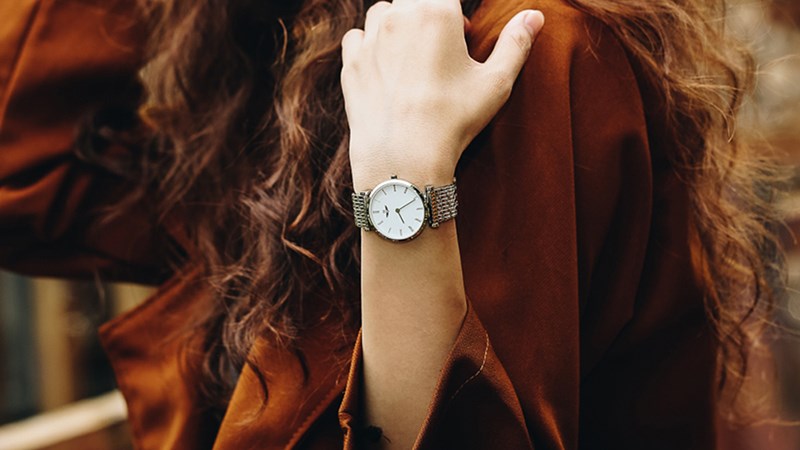 Đồng hồ ANNE KLEIN cổ điển, sang trọng